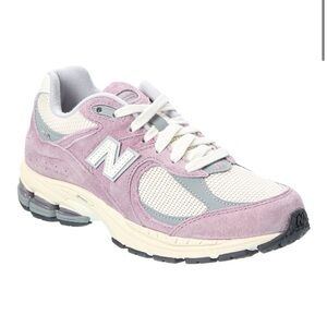 New Balance 2002r purple ice wine 7.5